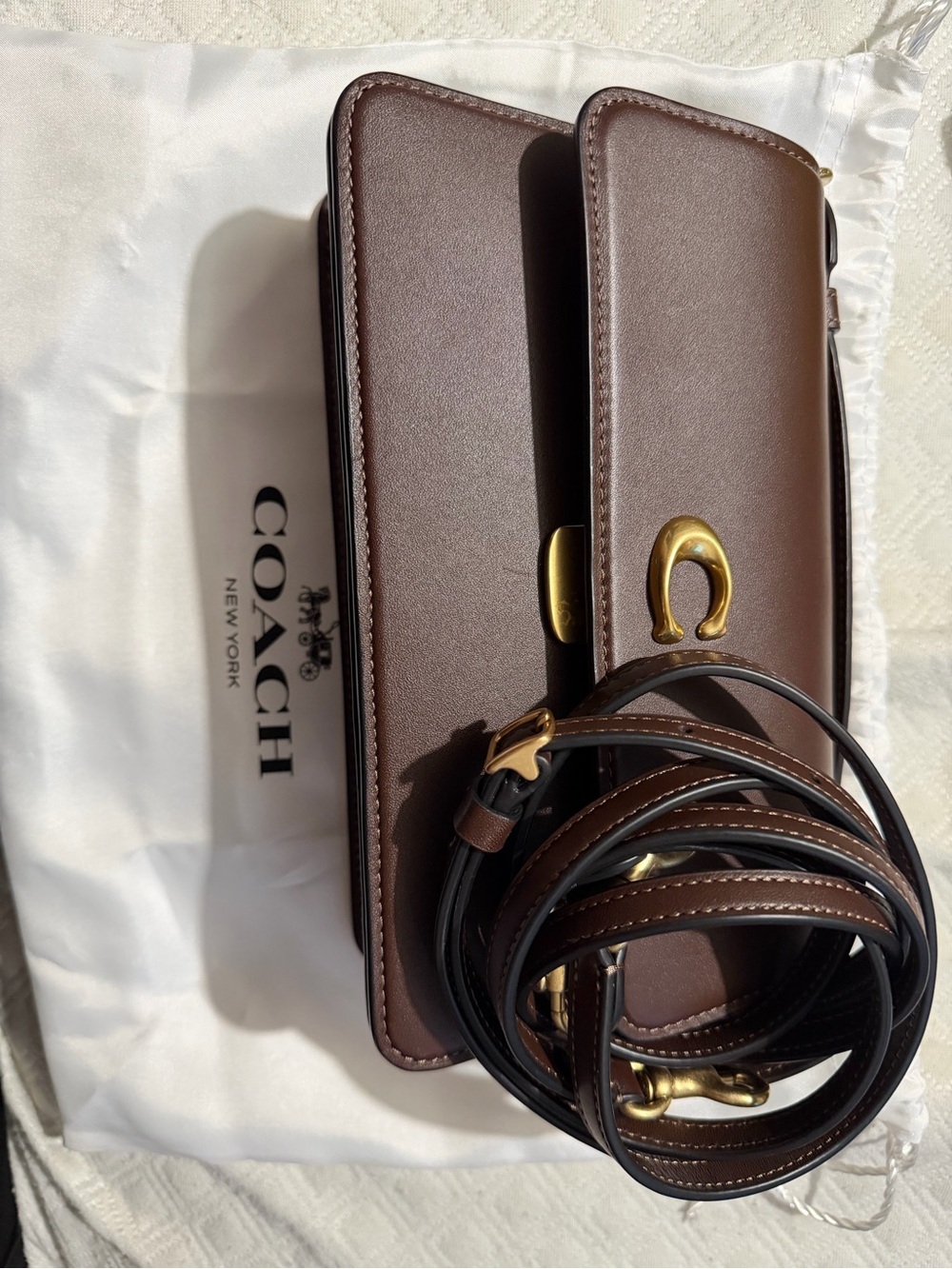Coach Dark Brown Leather Shoulder Bag with Gold Hardware - Picture 3 of 3